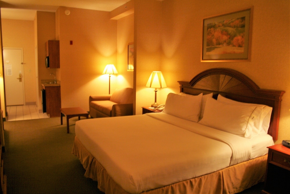 Holiday Inn Express Hotel and Suites Drums-Hazleton (I-80) 15/35