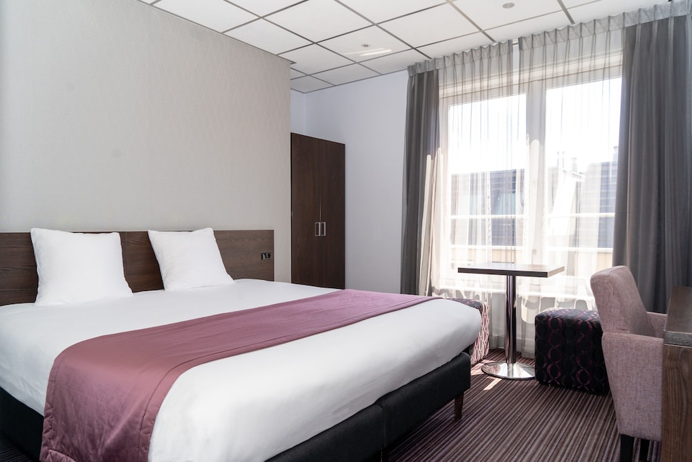 STANDARD, DOUBLE BED