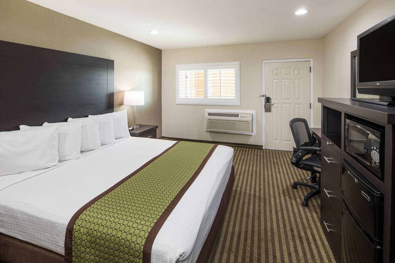 Days Inn By Wyndham El Centro 12/38