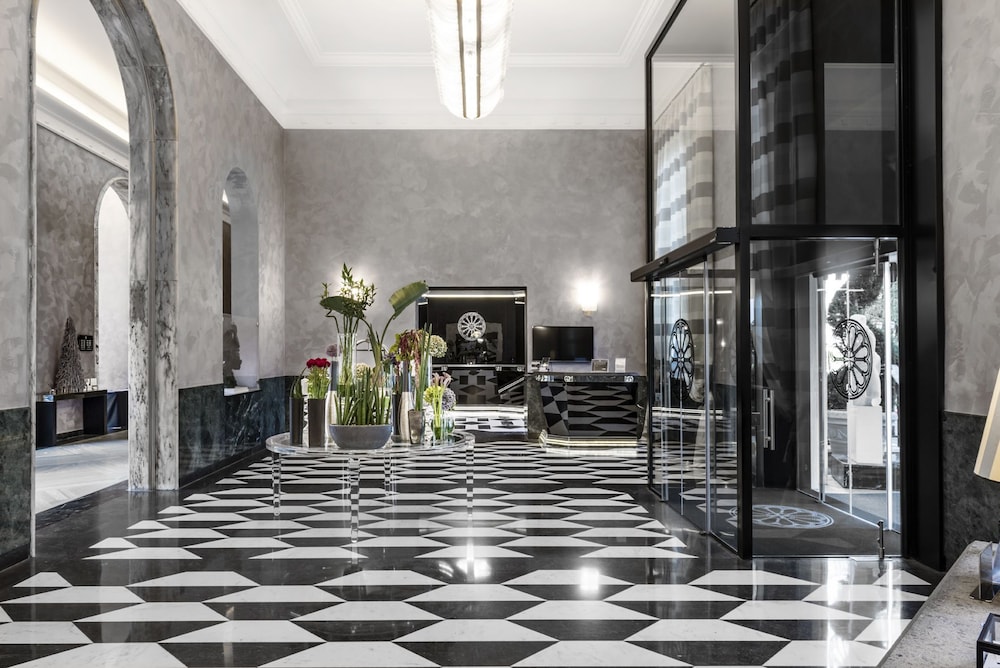 Th Roma Carpegna Palace 24/50