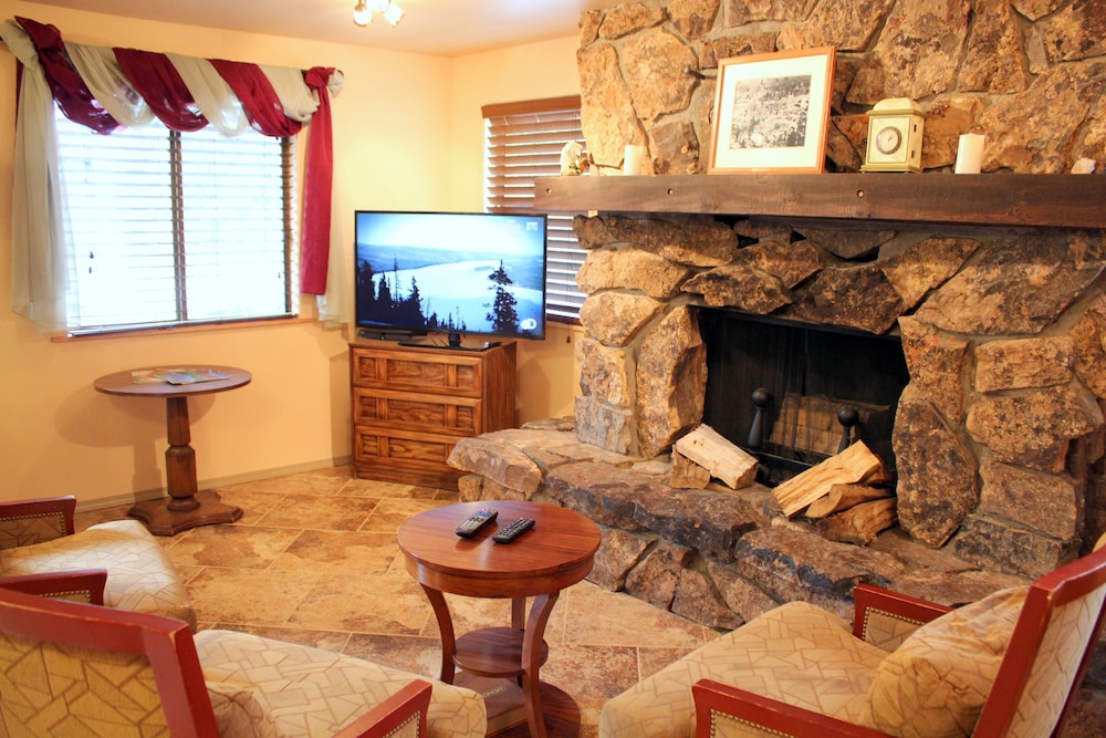Matterhorn Inn Ouray 46/56