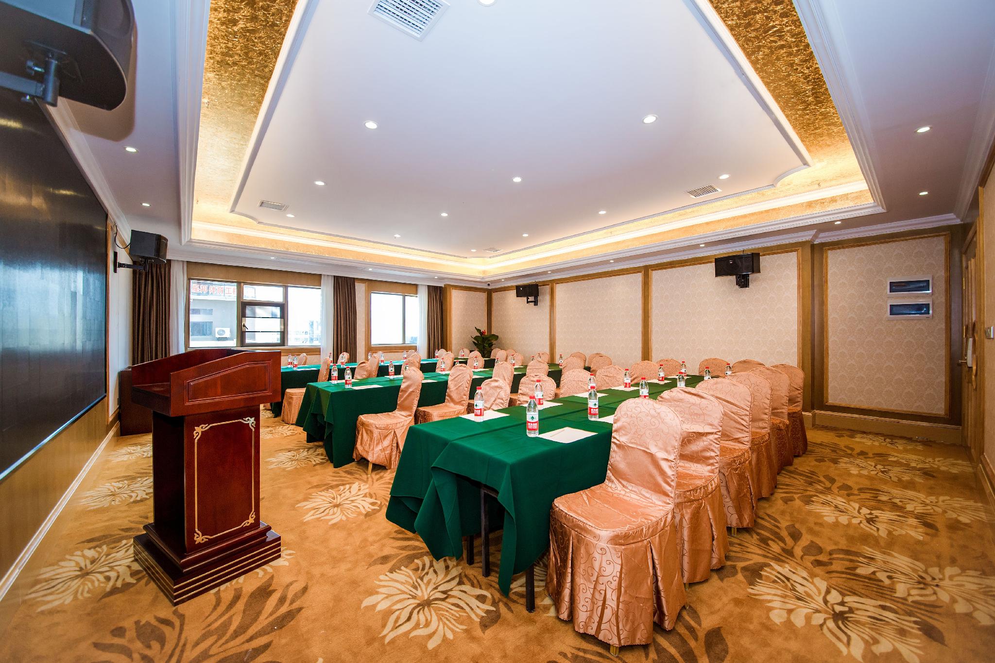 Vienna International Hotel (Wuhan Polar Ocean World) 31/50