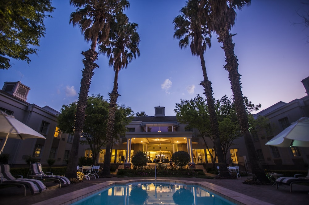 Garden Court Morningside 3/40