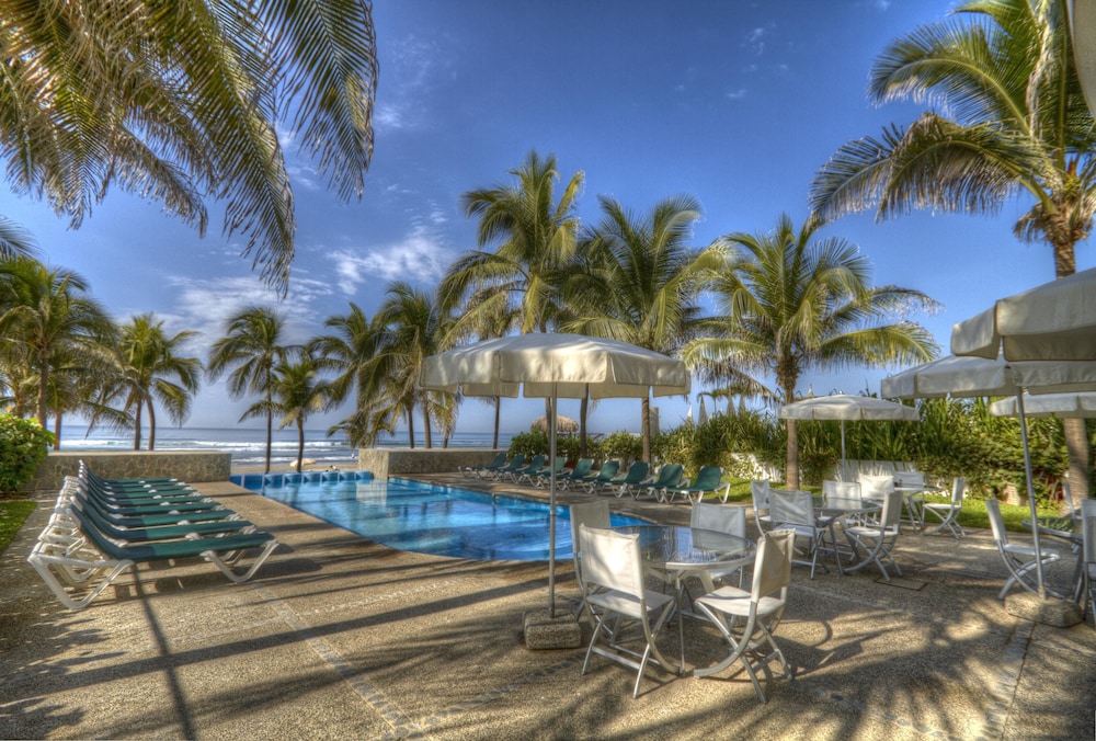 Ocean Breeze Hotel Acapulco 10/40