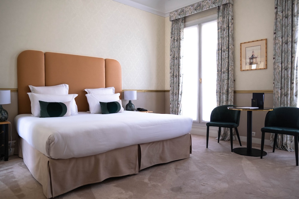 Hotel Claridge 18/50