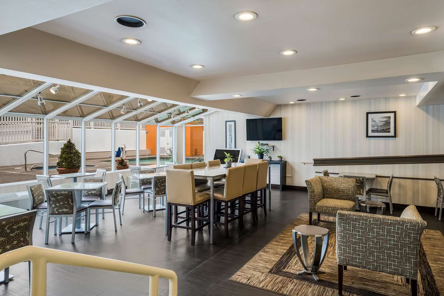 Best Western Alderwood 32/48