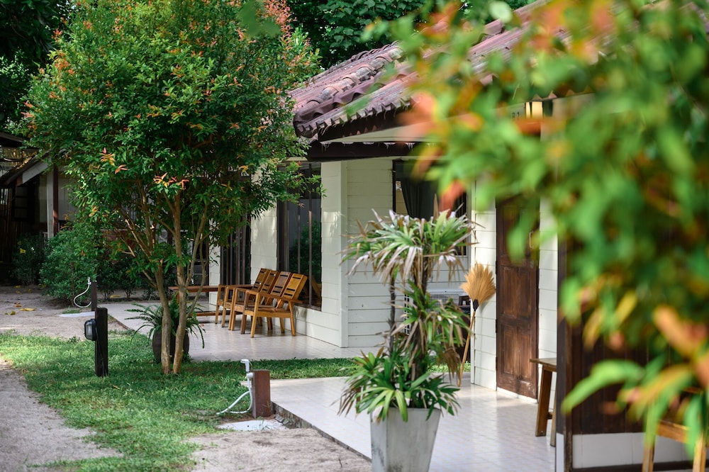 Wapi Resort Koh Lipe 64/75