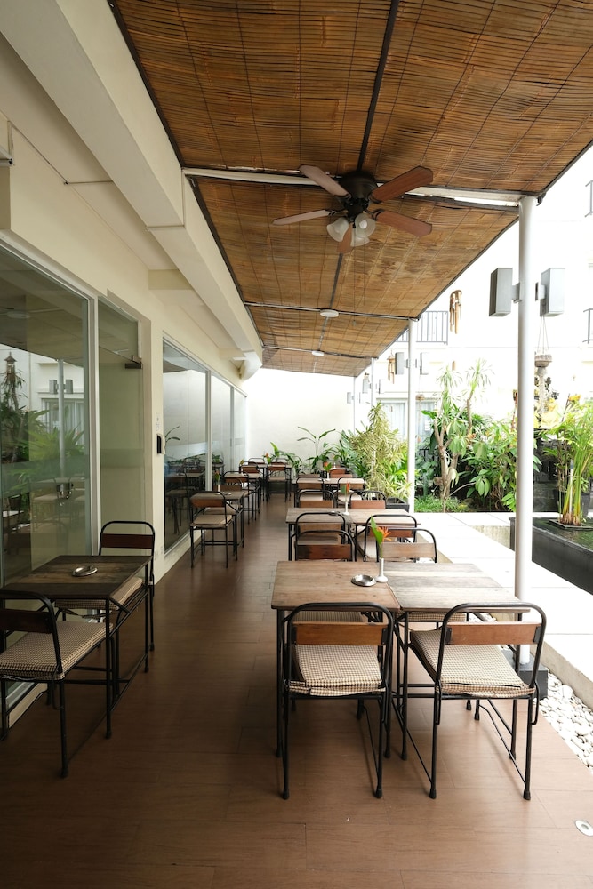 Zia Hotel Kuta 44/62