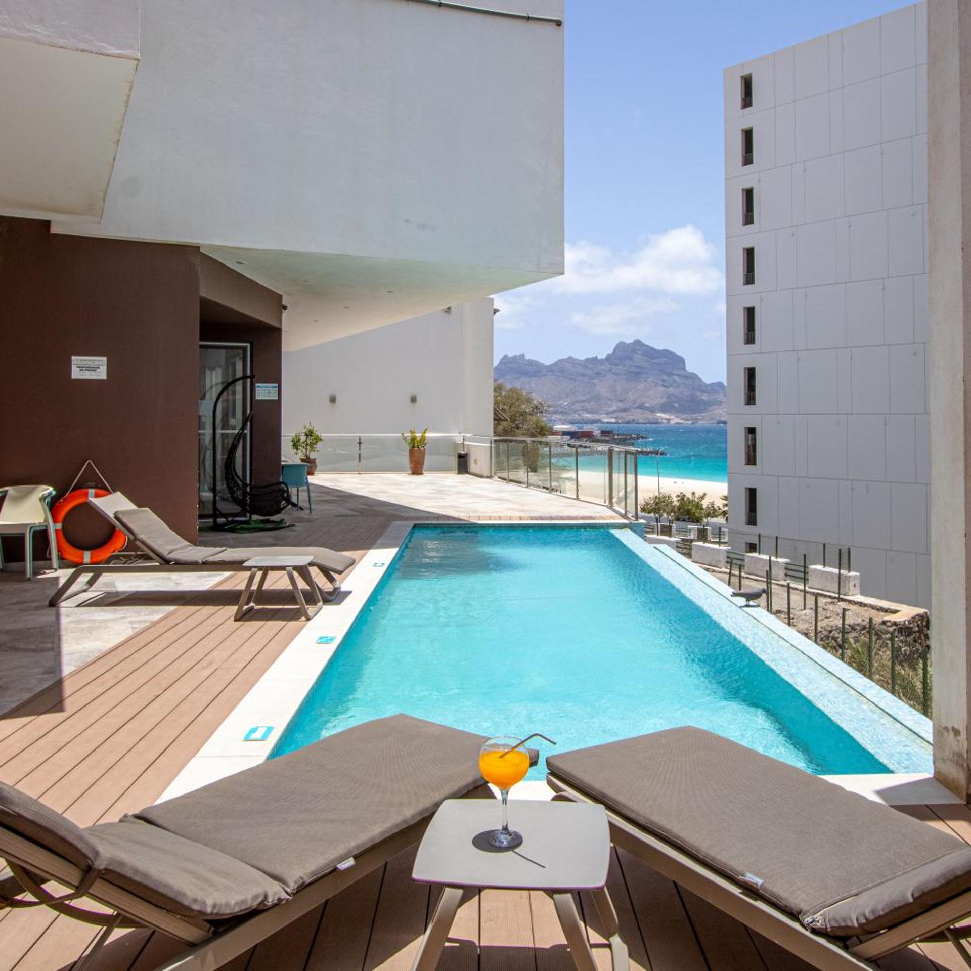 Luna Boutique Hotel 24/50