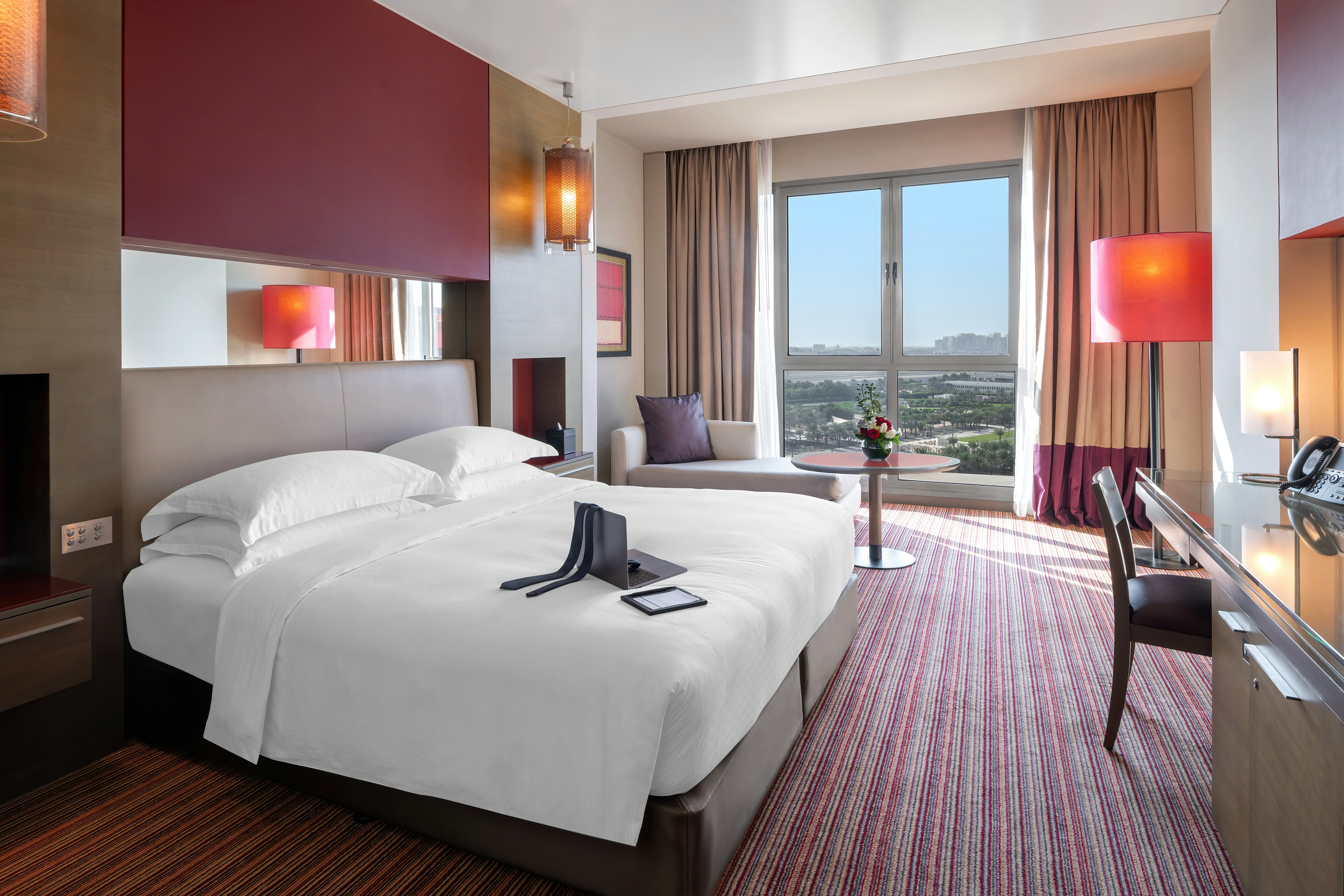 Park Rotana 16/50