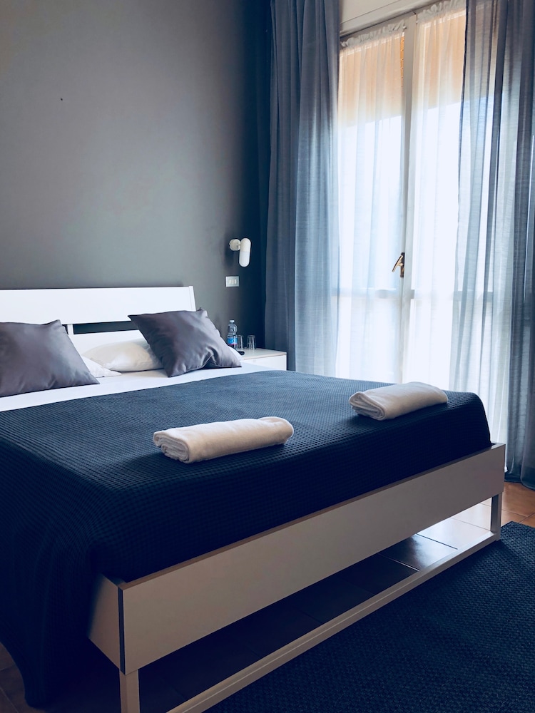 Hotel Aplo 10/50
