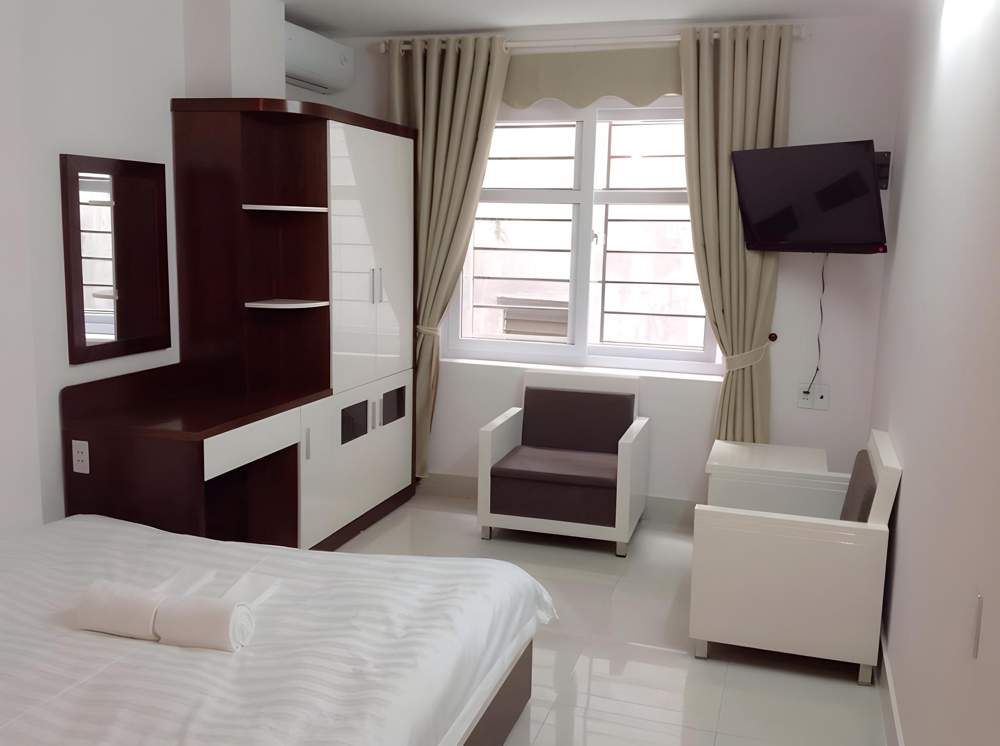 Basement, Double Bed