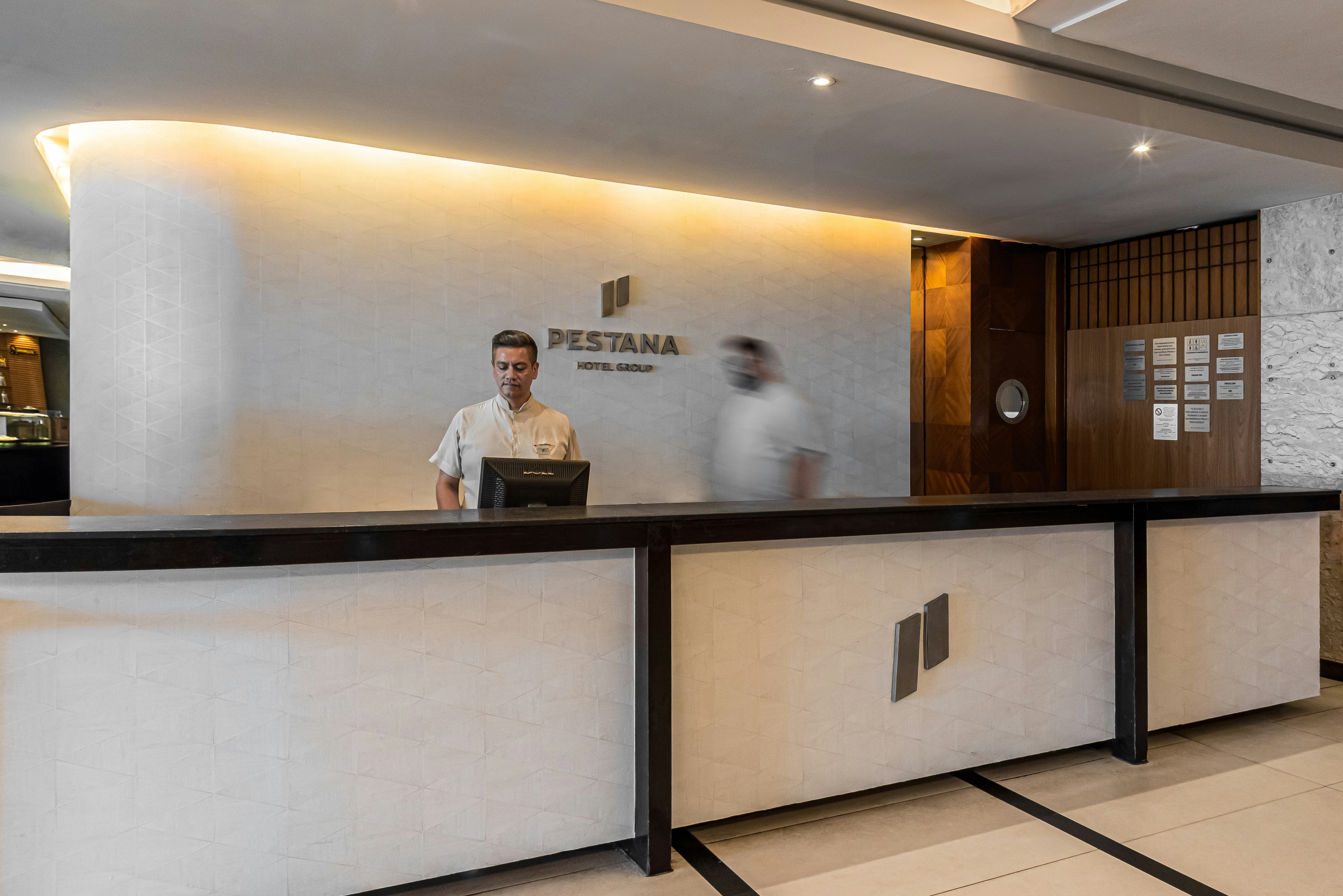 Pestana Rio Atlantica 10/83
