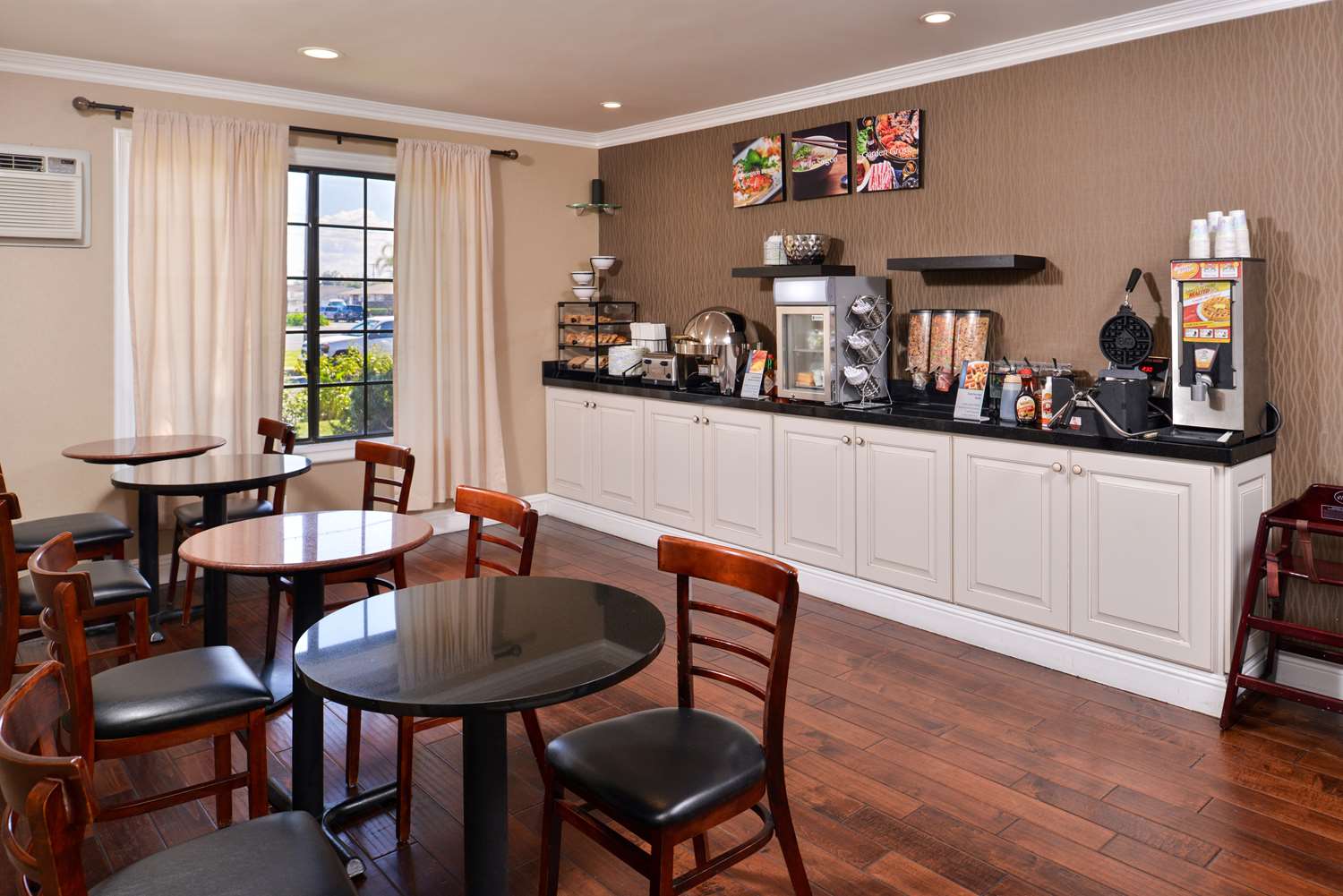 Best Western Palm Garden Inn 12/16