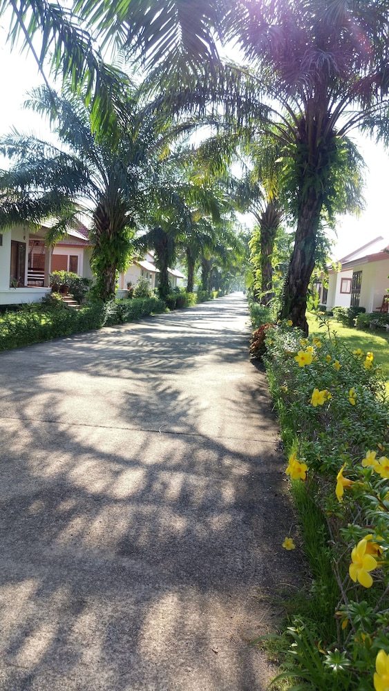 Armonia Village Resort and Spa 60/68