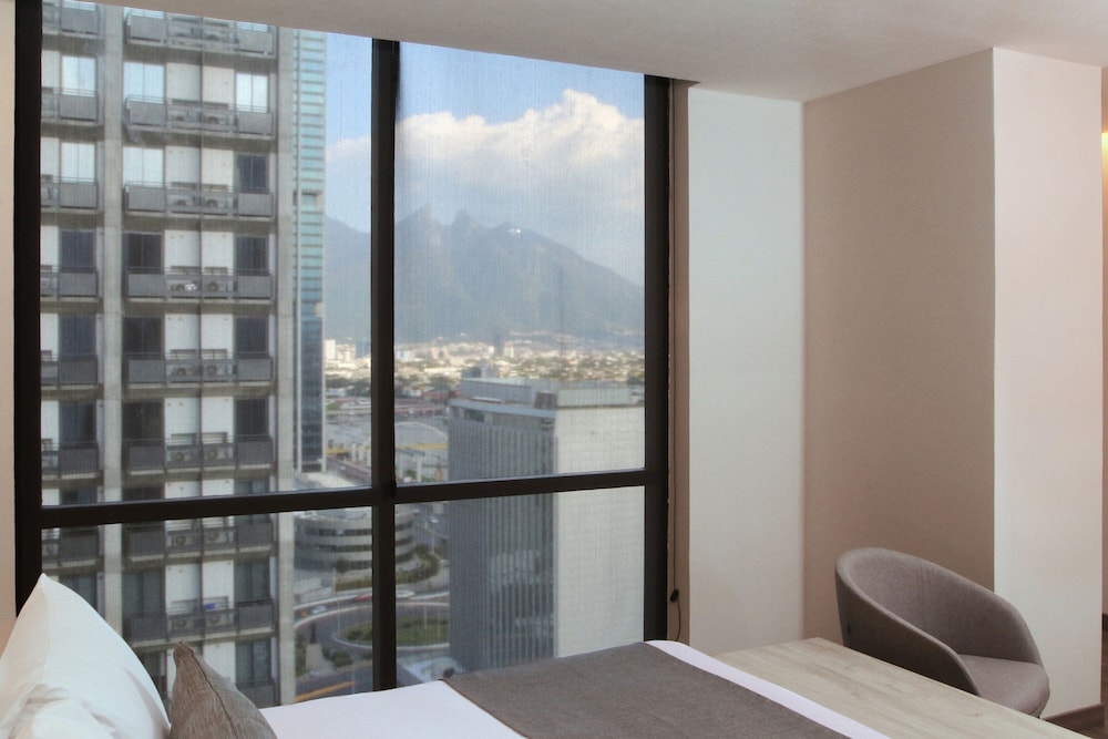 City Express Plus by Marriott Monterrey Centro 45/57