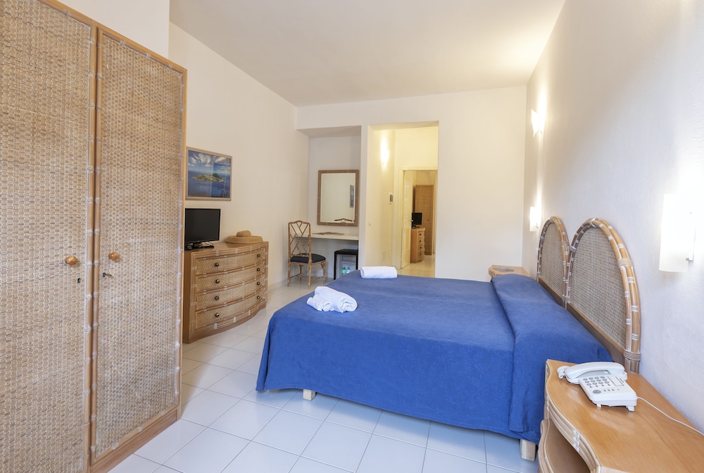 Hotel Oasi Castiglione 33/75