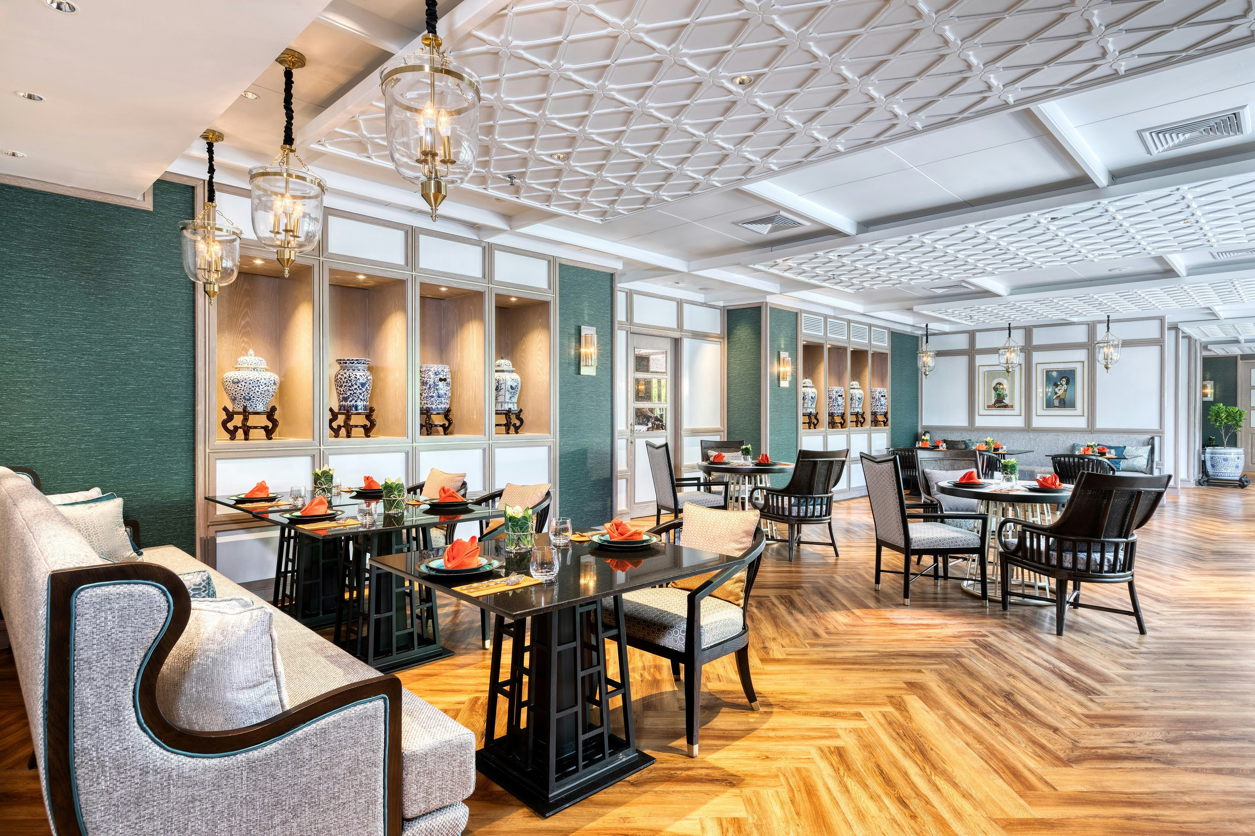 THE ATHENEE HOTEL, A LUXURY COLLECTION HOTEL BANGKOK 41/63