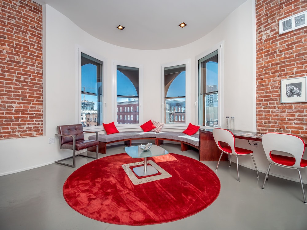 The Keating Hotel by Pininfarina 39/53