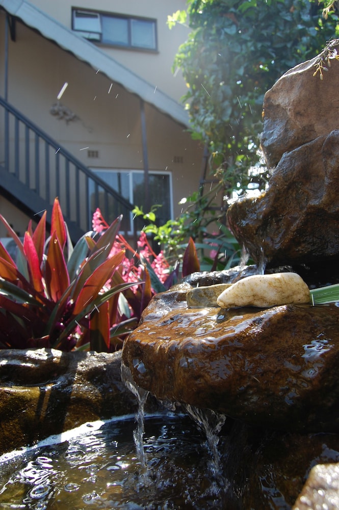 Boma Lodge 20/26