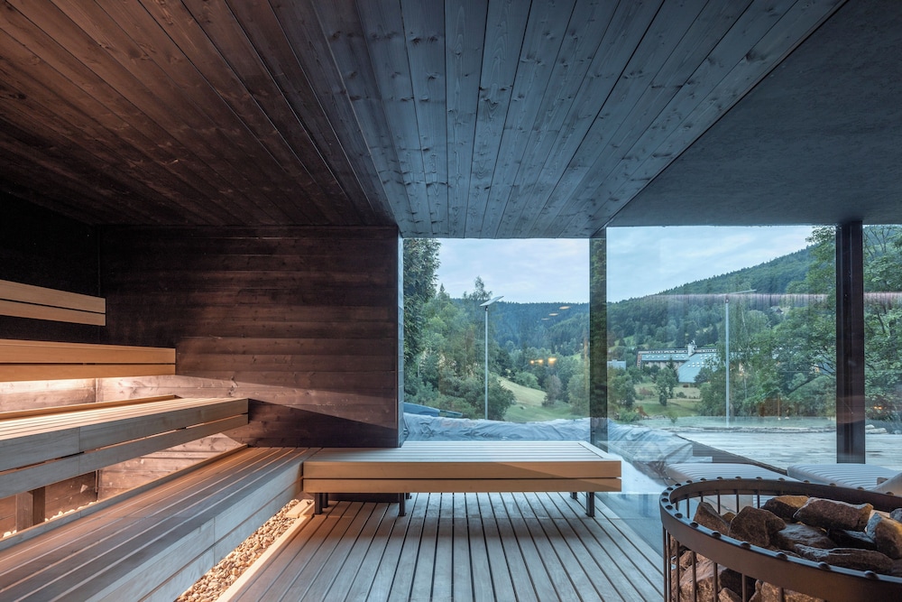 Pytloun Hotel Harrachov 42/66
