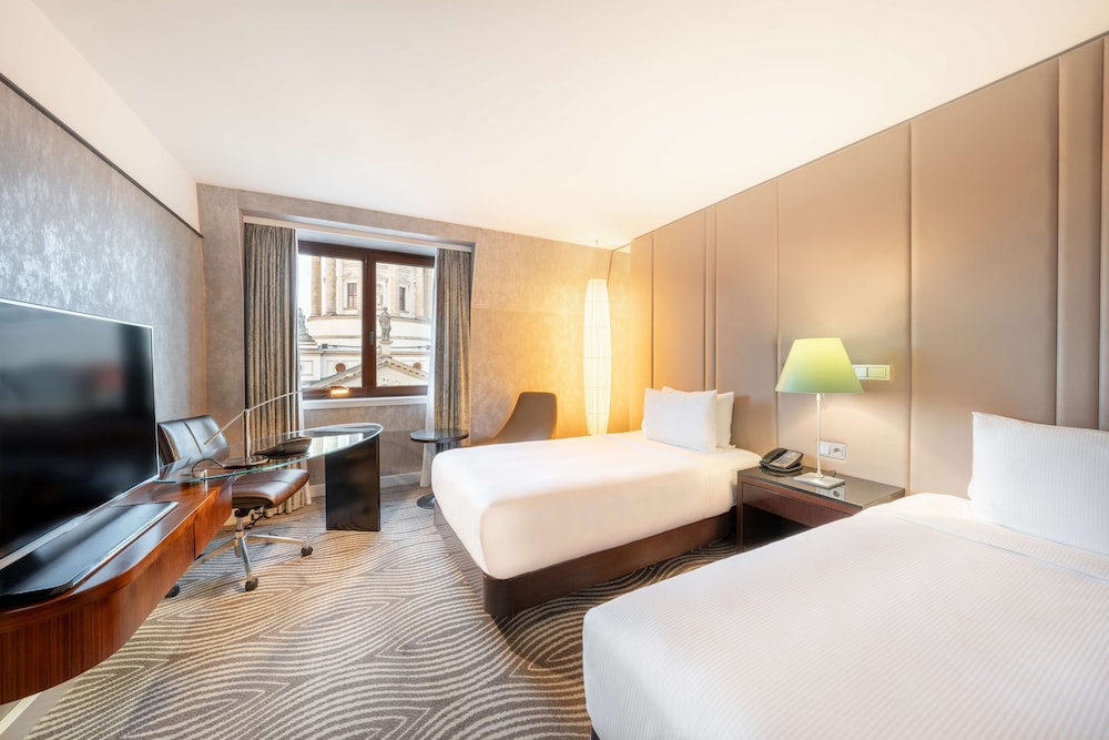 Executive, Twin Beds, Dome View, Lounge Access