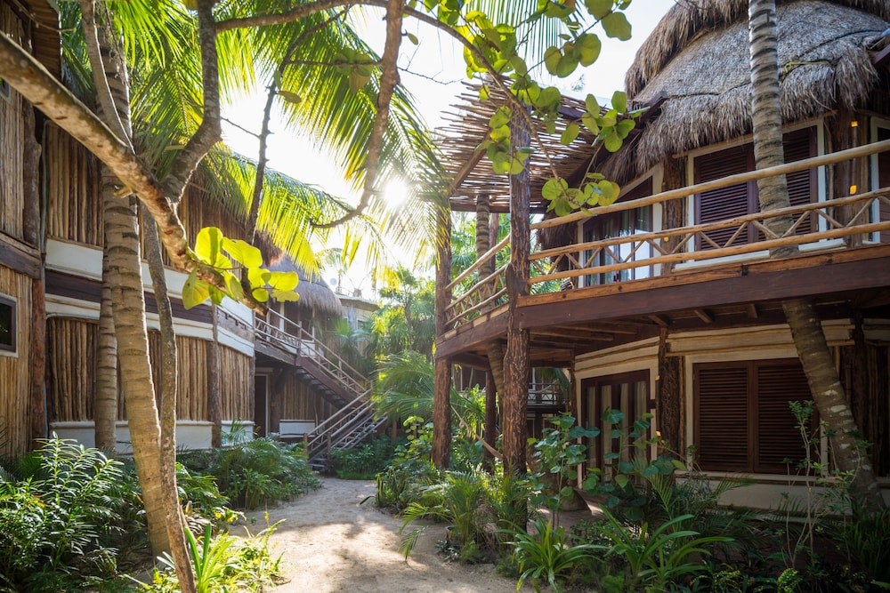 Delek Tulum in TULUM