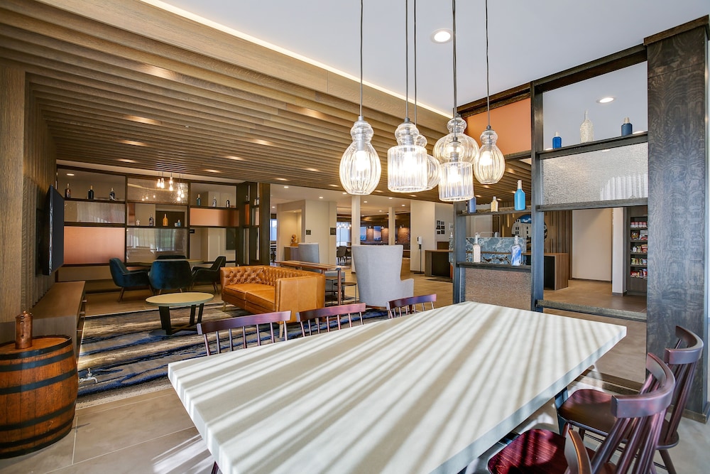 Fairfield Inn & Suites by Marriott Bardstown 2/42