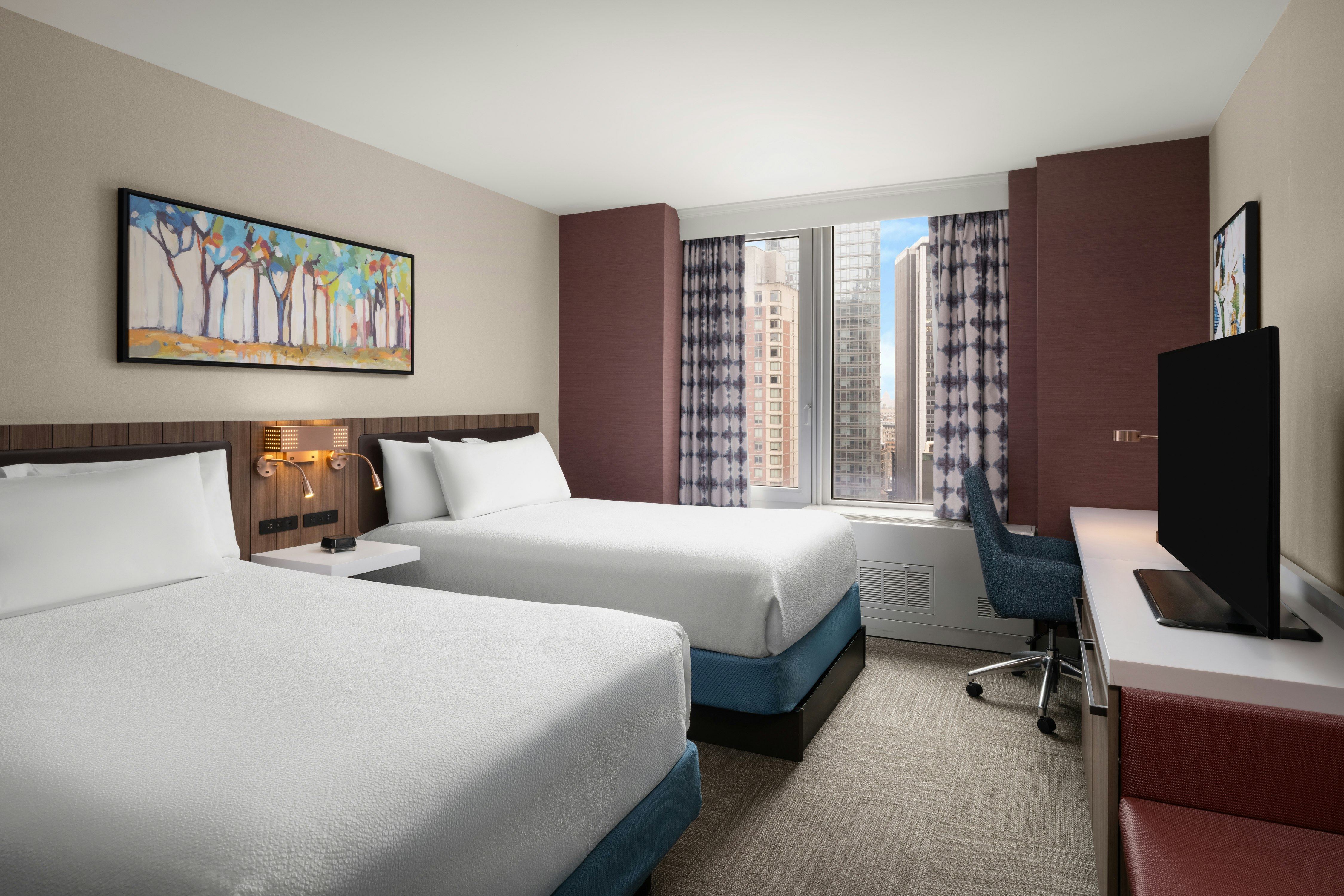 ROOM, 2 DOUBLE BEDS, EMPIRE BUILDING VIEW