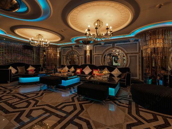 Donghu Grand Hotel 30/49
