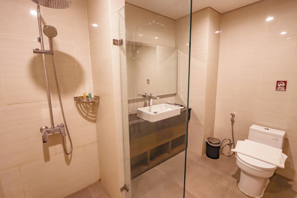 Labersa Toba Hotel and Convention Centre Balige 42/44