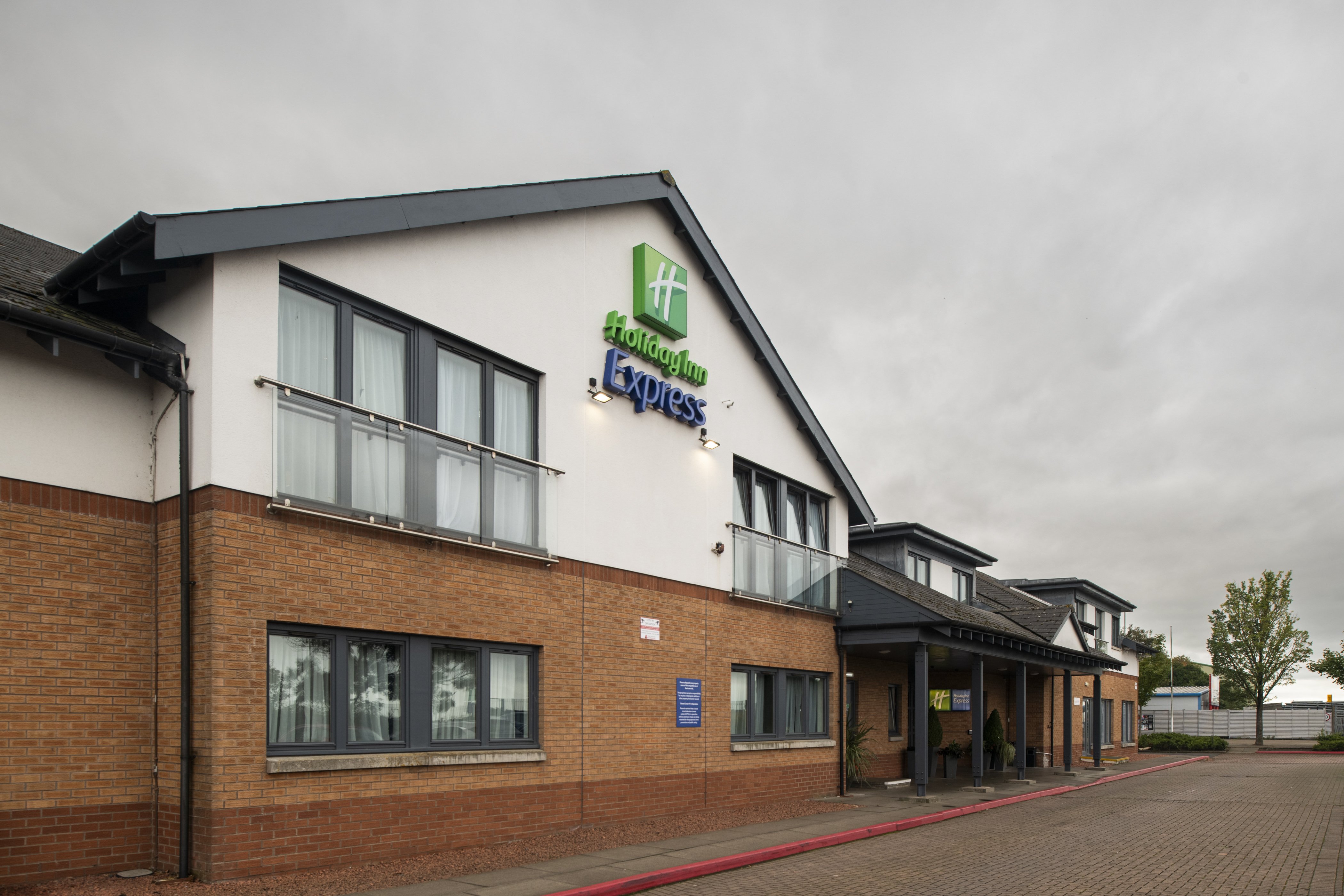 Holiday Inn Express Edinburgh Airport Ex Quality Edinburgh Airport 4/53