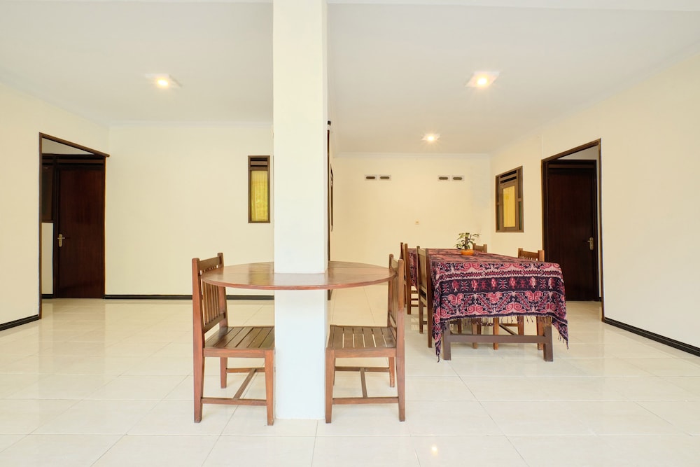 OYO 2519 Mayang Garini 20/27