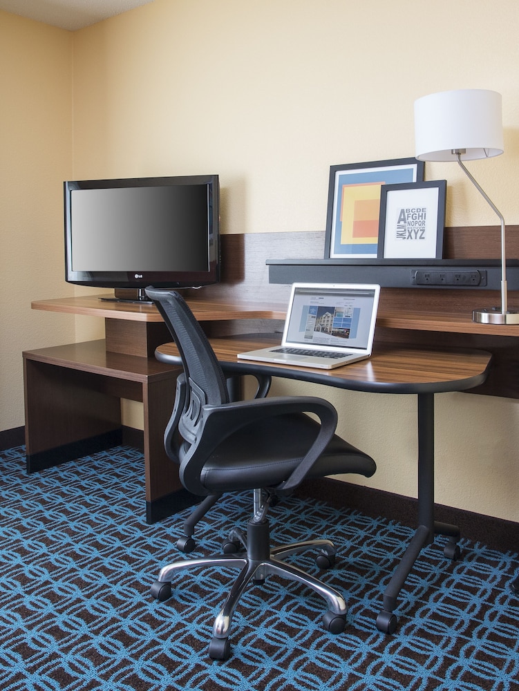 Fairfield Inn Suites Cheyenne 19/20