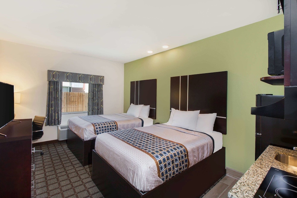 Red Roof Inn Baton Rouge 7/19