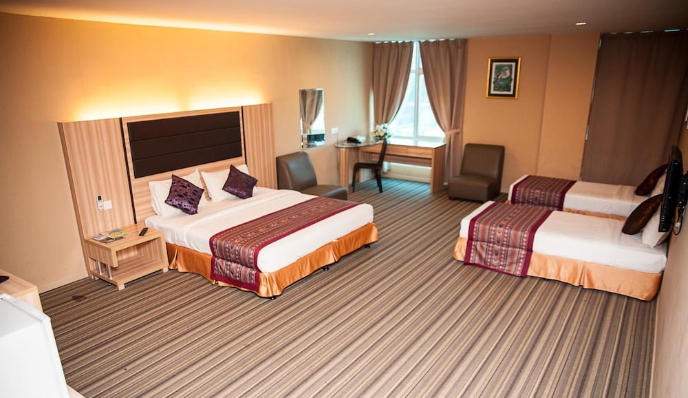Palette Kota Kinabalu Near by Imago Shopping Mall Formerly Zara's Boutique Hotel 22/53