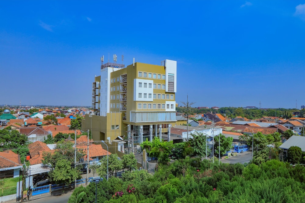 Hotel Dafam Pekalongan 8/66