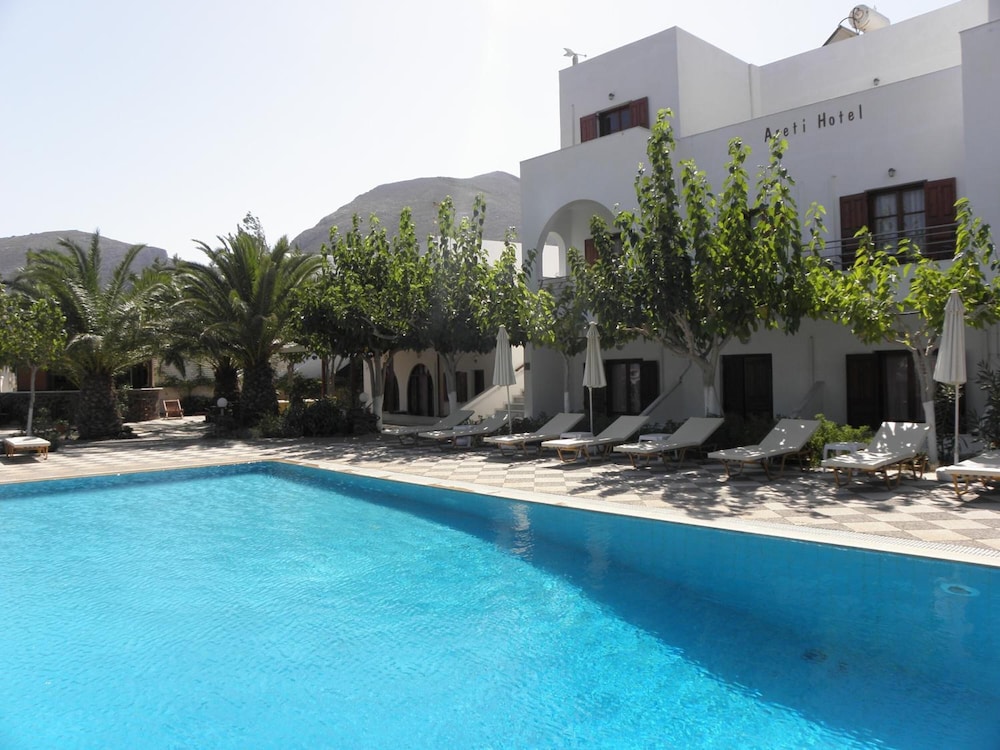 Areti Hotel 44/49
