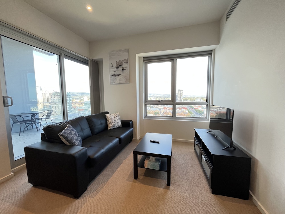 Tasha's Apartments on Morphett 30/50