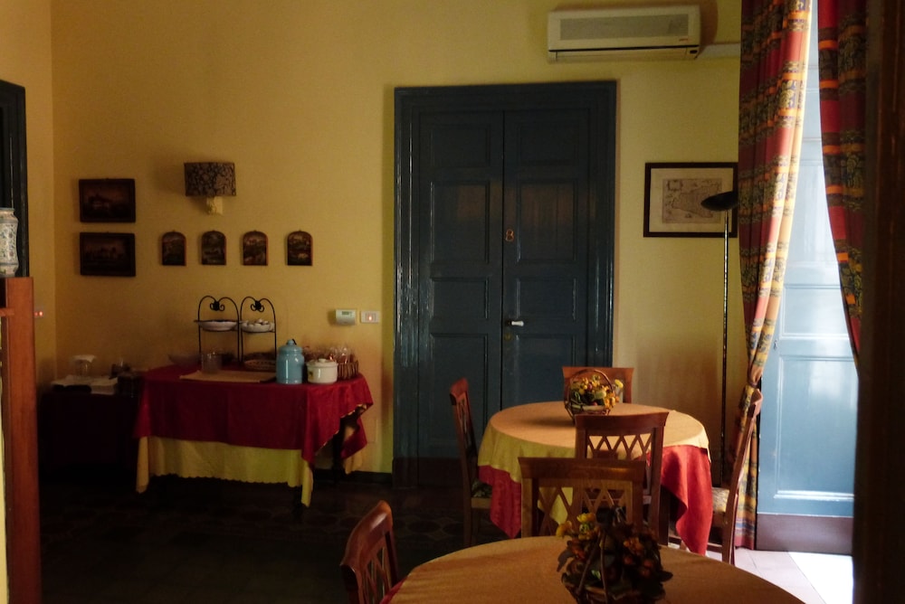 Hotel Etnea 316 32/62