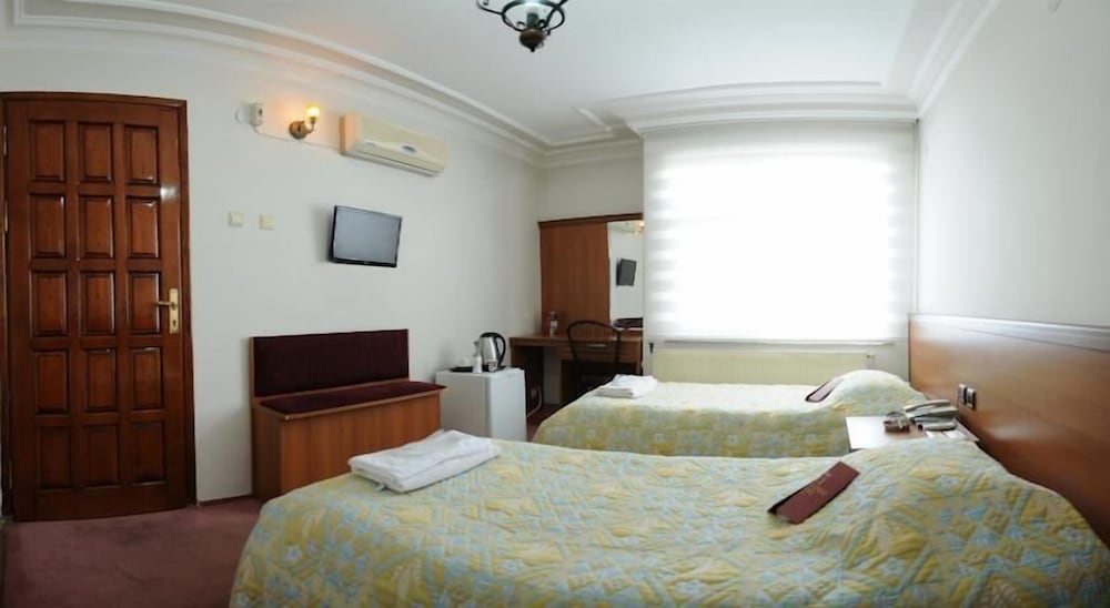 Grand Desi Hotel 13/50