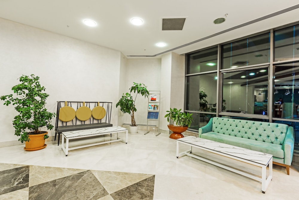 Hayat Hospitality Oskemen 8/48