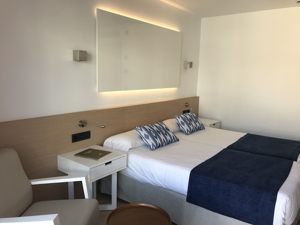Thb Felip - Adults Only 16/65