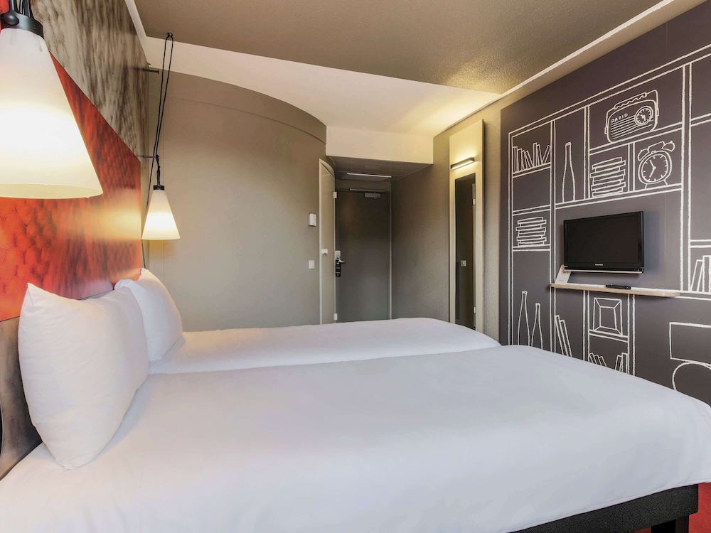 Ibis Albi 22/64