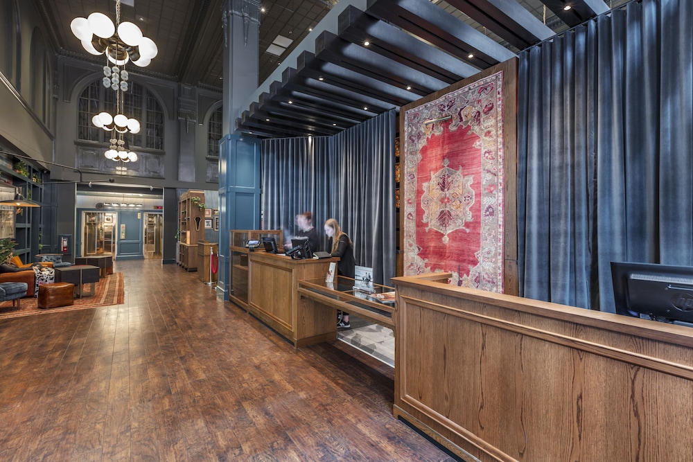 Hotel Indigo Nashville at The Countrypolitan 8/77