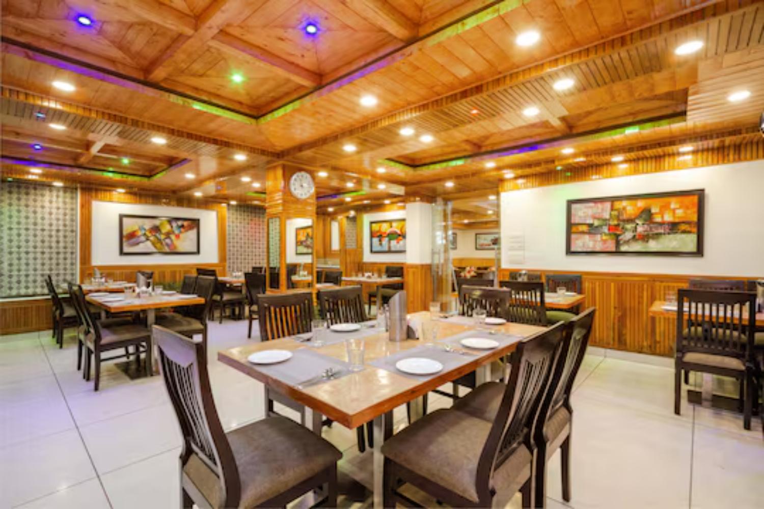 HOTEL HIMGIRI 46/50