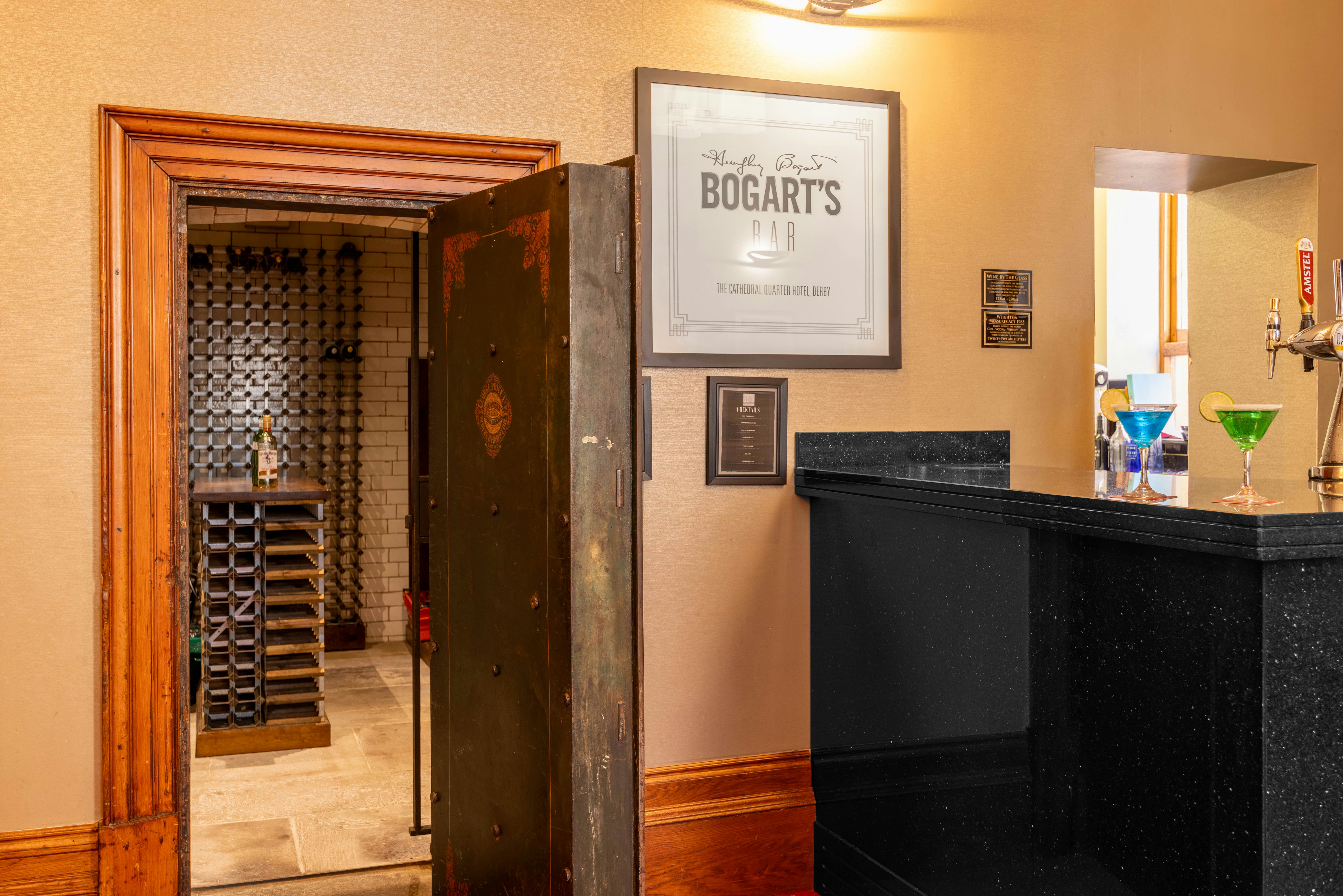 Cathedral Quarter Hotel 8/50