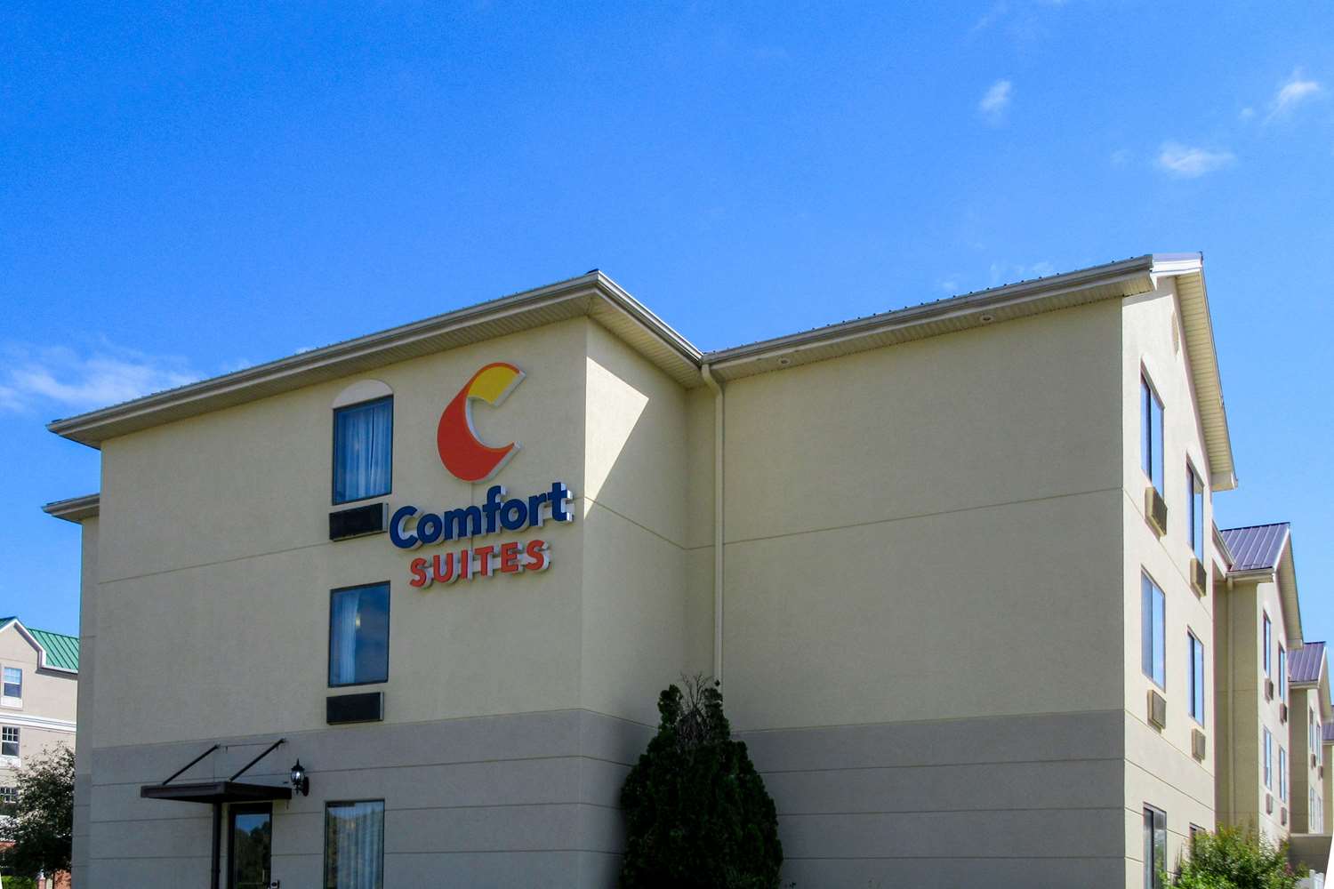 Comfort Suites Georgetown, KY 2/44