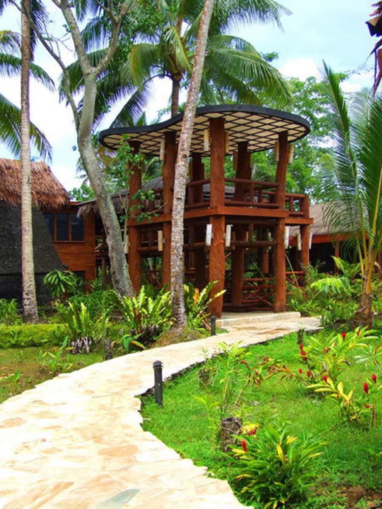 Coconuts Beach Club Resort and Spa 6/60