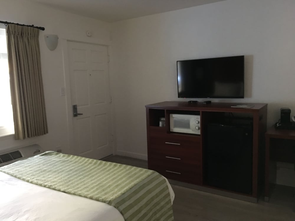 Diablo Mountain Inn 21/66